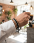Preview: Herren Kunstleder-Armband Schwarz mit Carbon-Optik