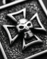 Preview: Edelstahl Kette Eisernes Kreuz mit Totenkopf