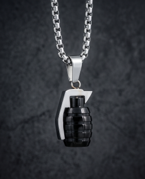 Massiver Edelstahl-Anhänger "Handgranate" – Detailgetreues Design