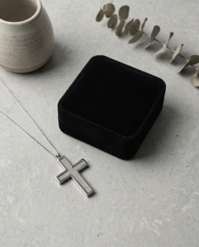 Preview: kreuz-anhaenger-edelstahl-zirkonia-silber-mit-kette