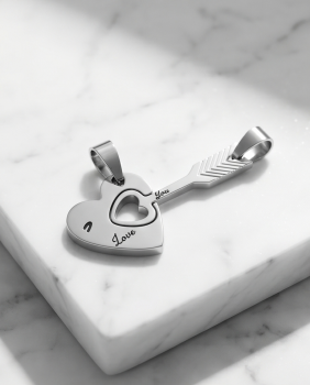 Partner-Set „Pure Cupid“ – Herz & Pfeil aus hochglanzpoliertem Chirurgenstahl im exklusiven Schmucketui
