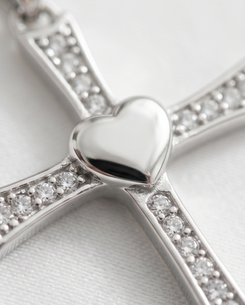 Kreuz mit Herz Anhänger 925 Silber | Kette & Etui | Outletshop24