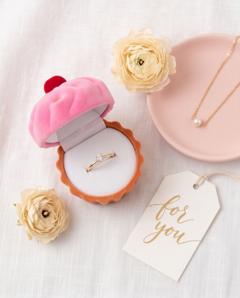 Cupcake Ringbox aus Samt Rosa