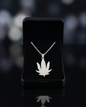 Edelstahl Halskette Hanfblatt – Cannabis Anhänger